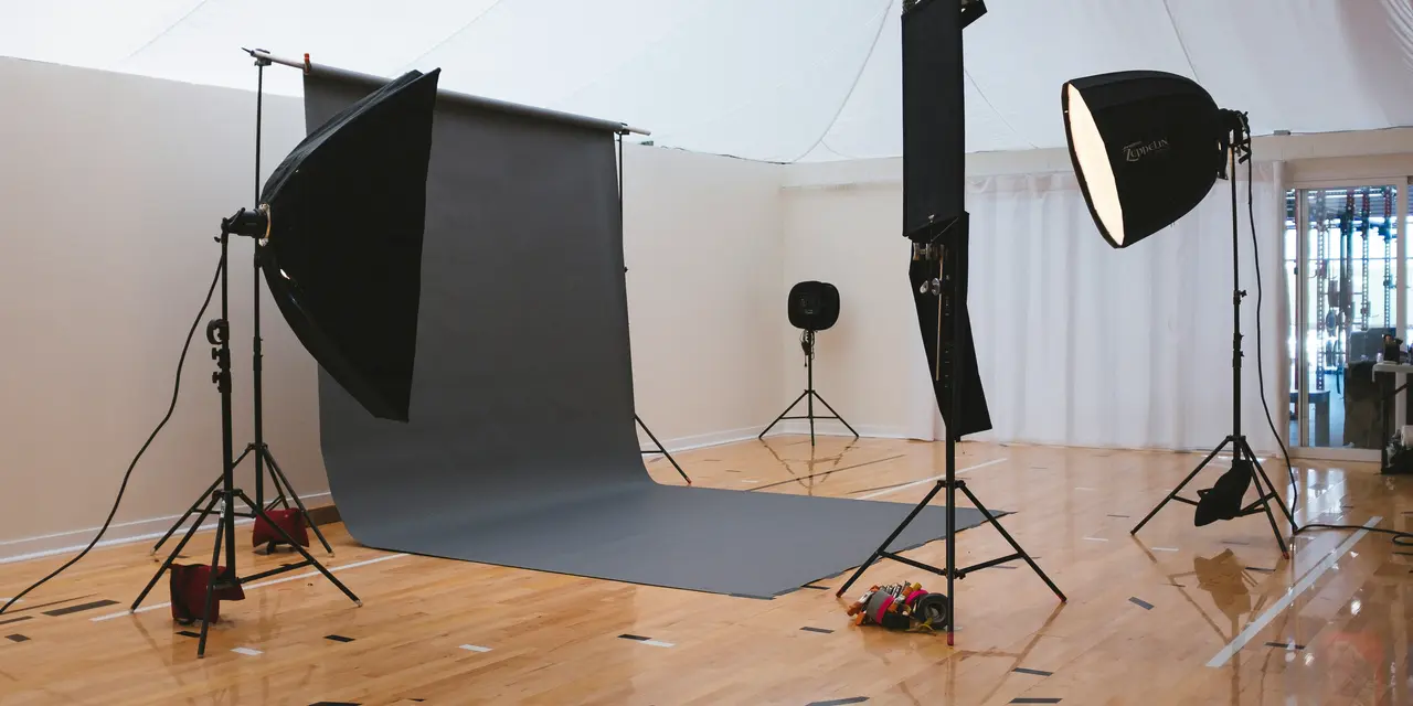 Model Scams: The Dark Side of the Dream and How to Spot Exploitation