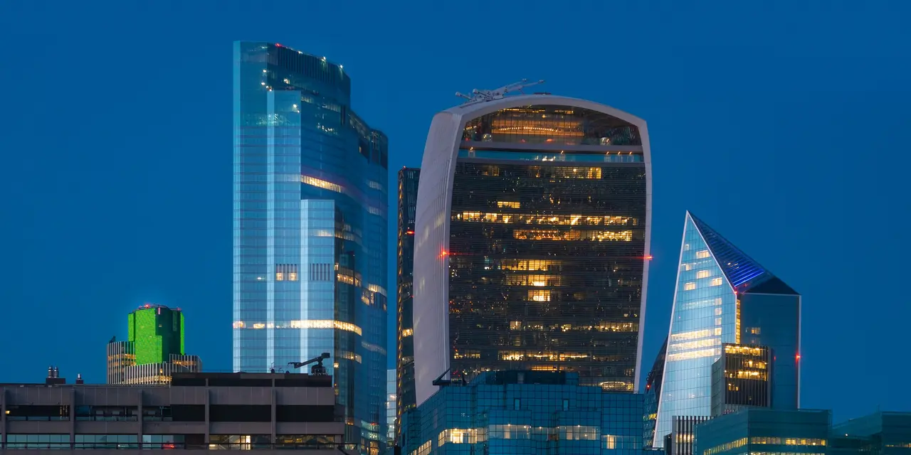 The UK's New Financial Global Hub: Expert SMCR Screening for OFI:FS Expansion
