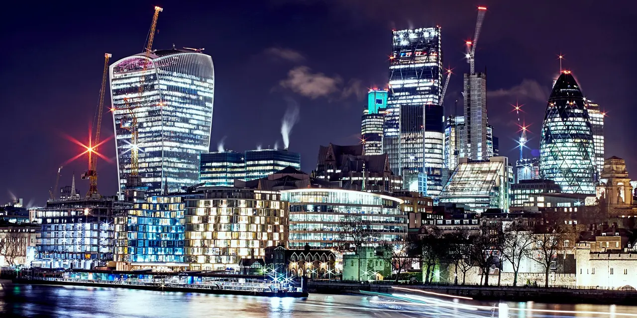 The £1.1 Billion Trap: Why Public Registers Fail Against Cloning and Investment Fraud